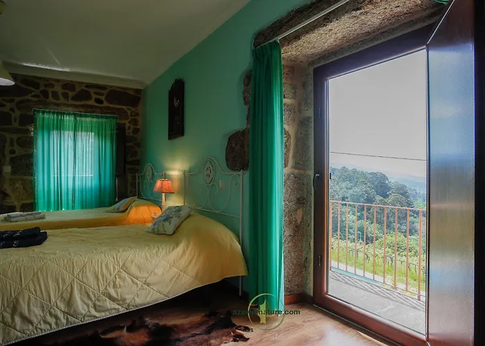 Casa Cabreiros De Baixo Holiday home Melgaco